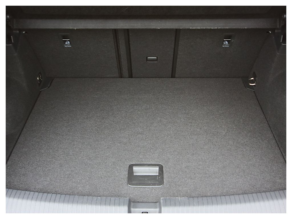 Volkswagen T-ROC Life - Samsaru's Car Outlet