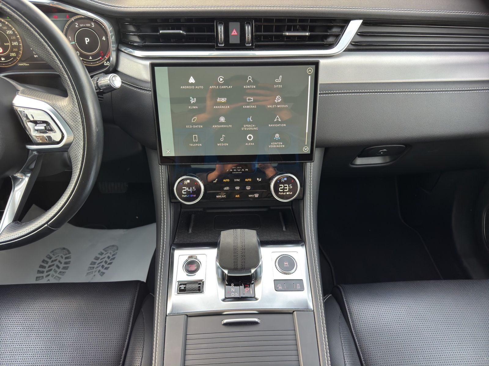 Jaguar F-Pace R-Dynamic SE AWD*Black Pack*Panorama*ACC
