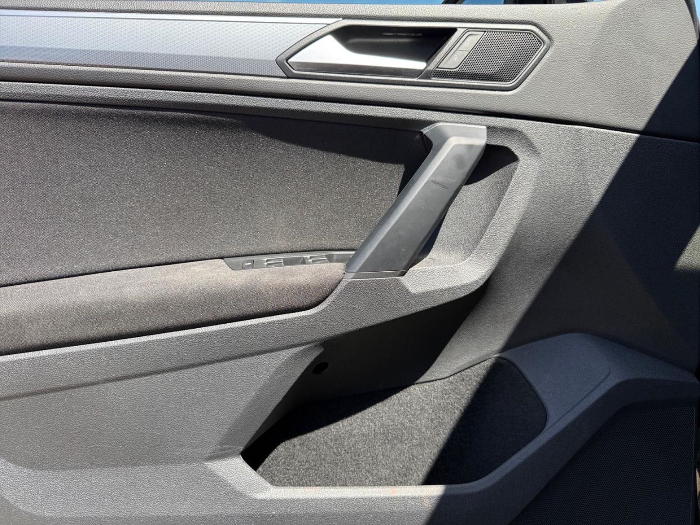 Volkswagen Tiguan Active 1.5 TSI - Samsaru's Car Outlet
