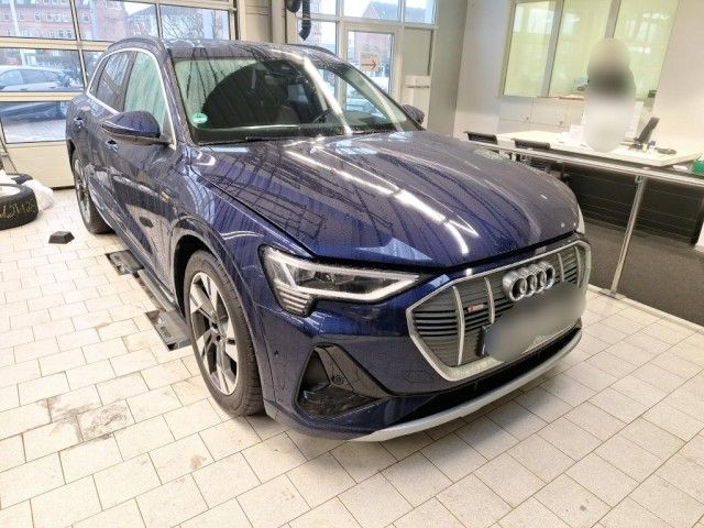 Audi e-tron 55 quattro S line AHK+PANO+HUD+B&O+ACC