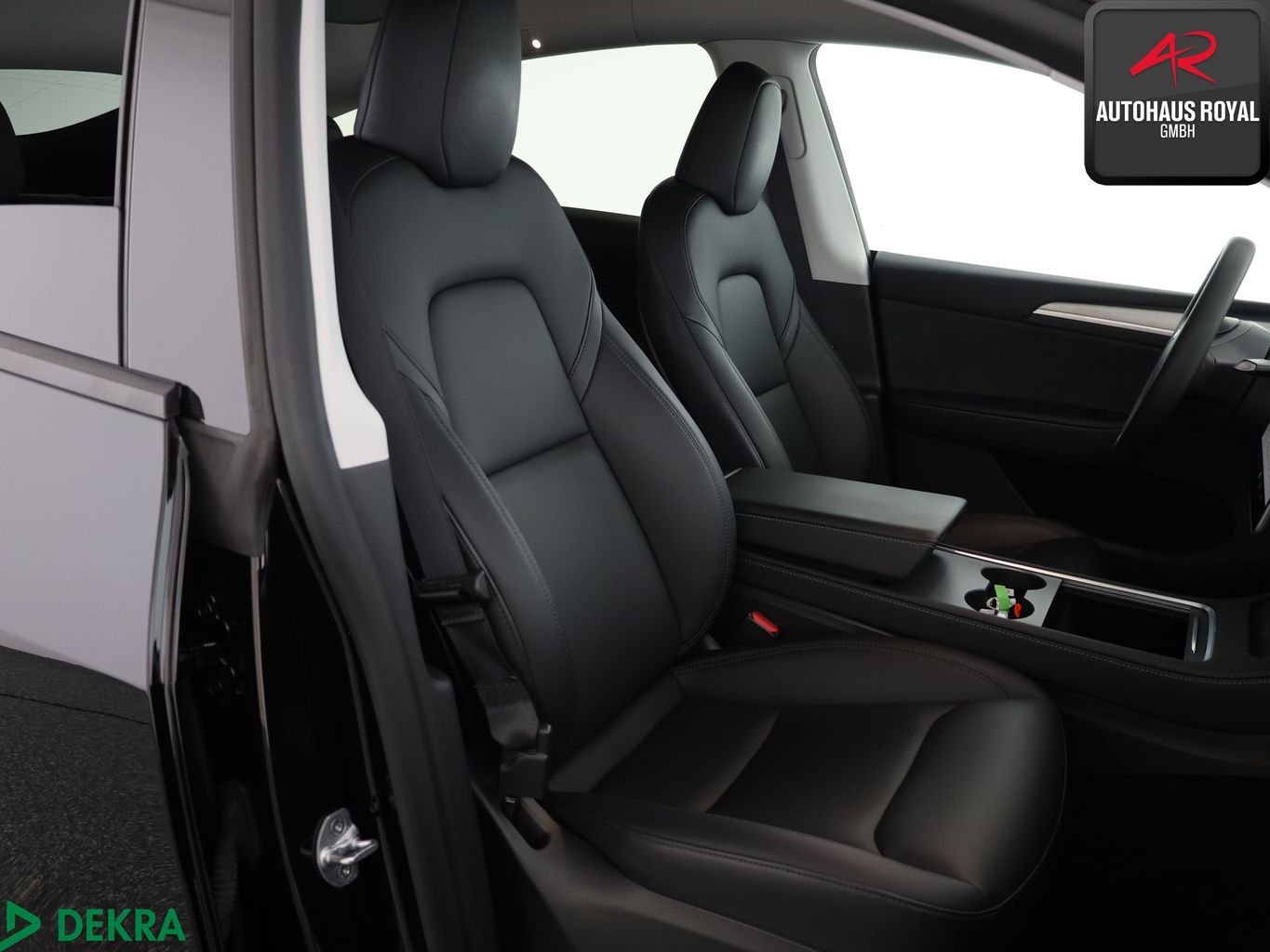 Tesla Model Y Long Range Dual AWD PANO,360°,PARKLENK