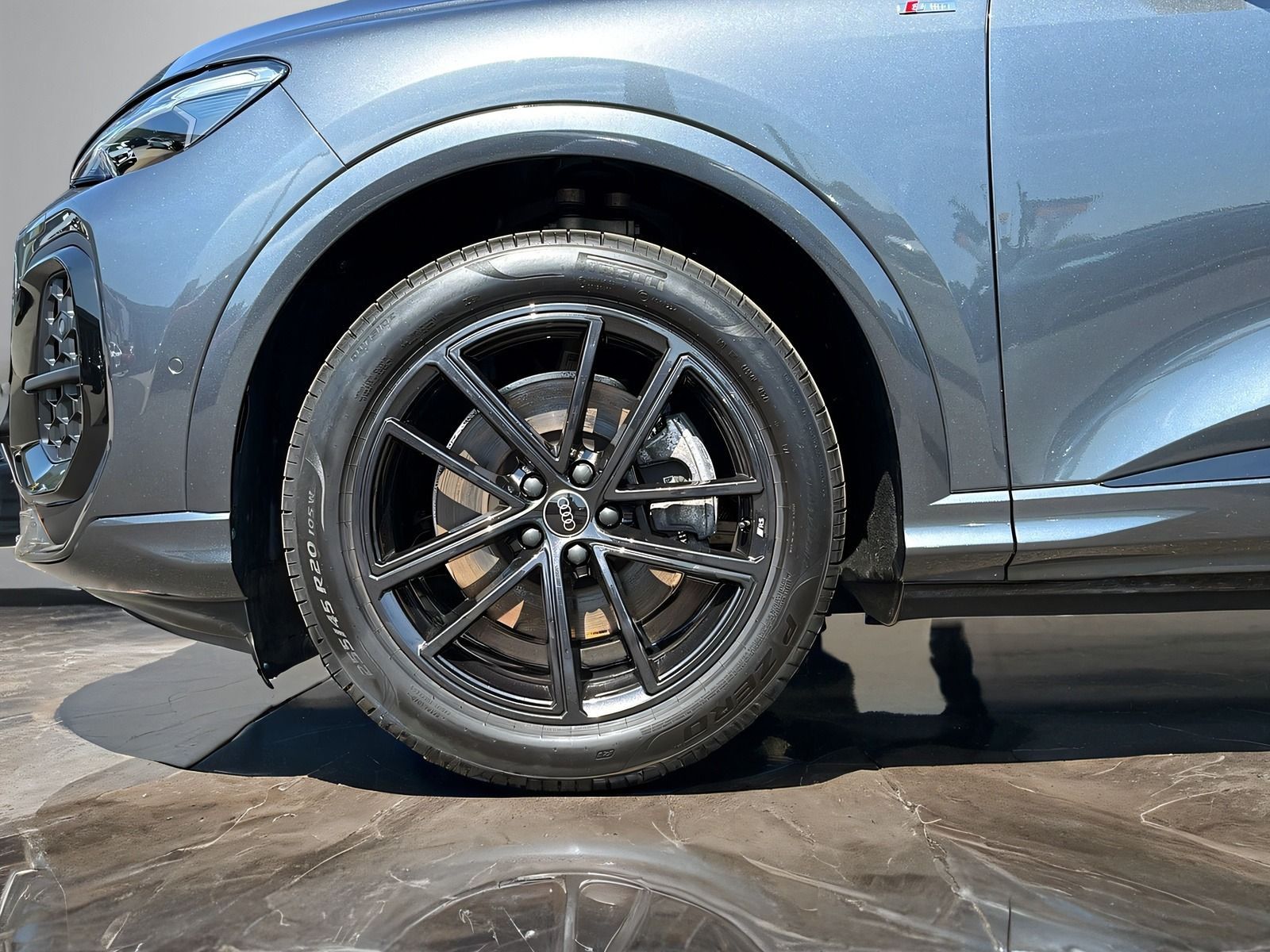 Audi Q5 SUV TDI +S-LINE+AHK+KAMERA+ACC+MATRIX+