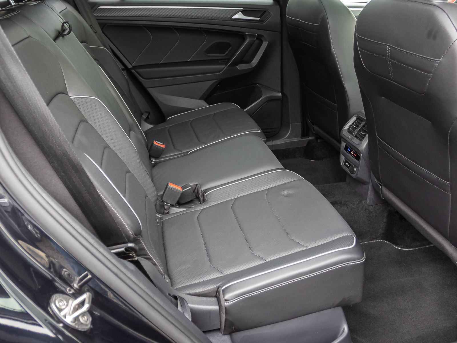 Volkswagen Tiguan Allspace 2.0 TSI R-Line 4M DSG HUD Matrix