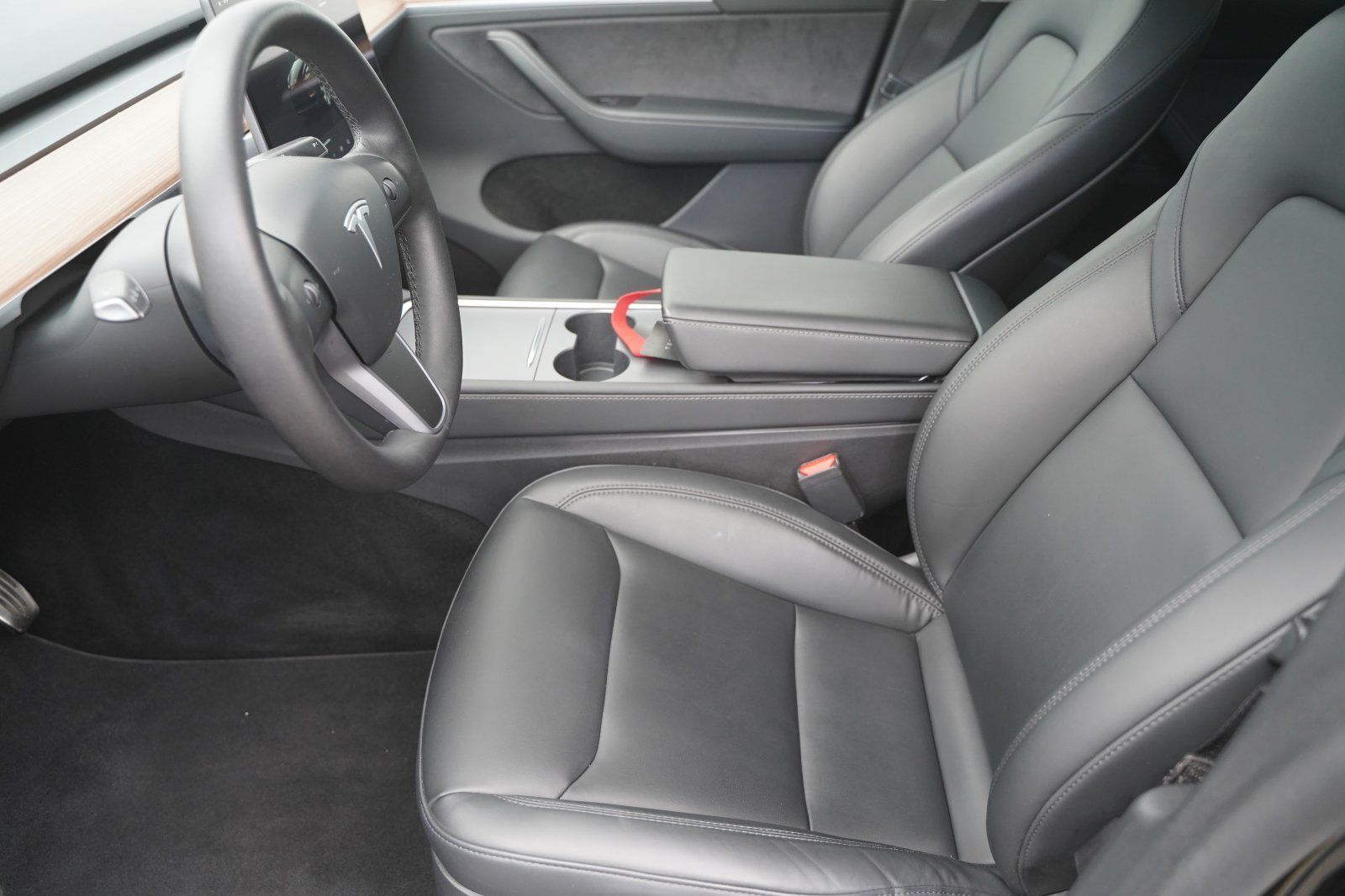 Tesla Model Y Long Range AWD *AHK*Mwst. ausweisbar*