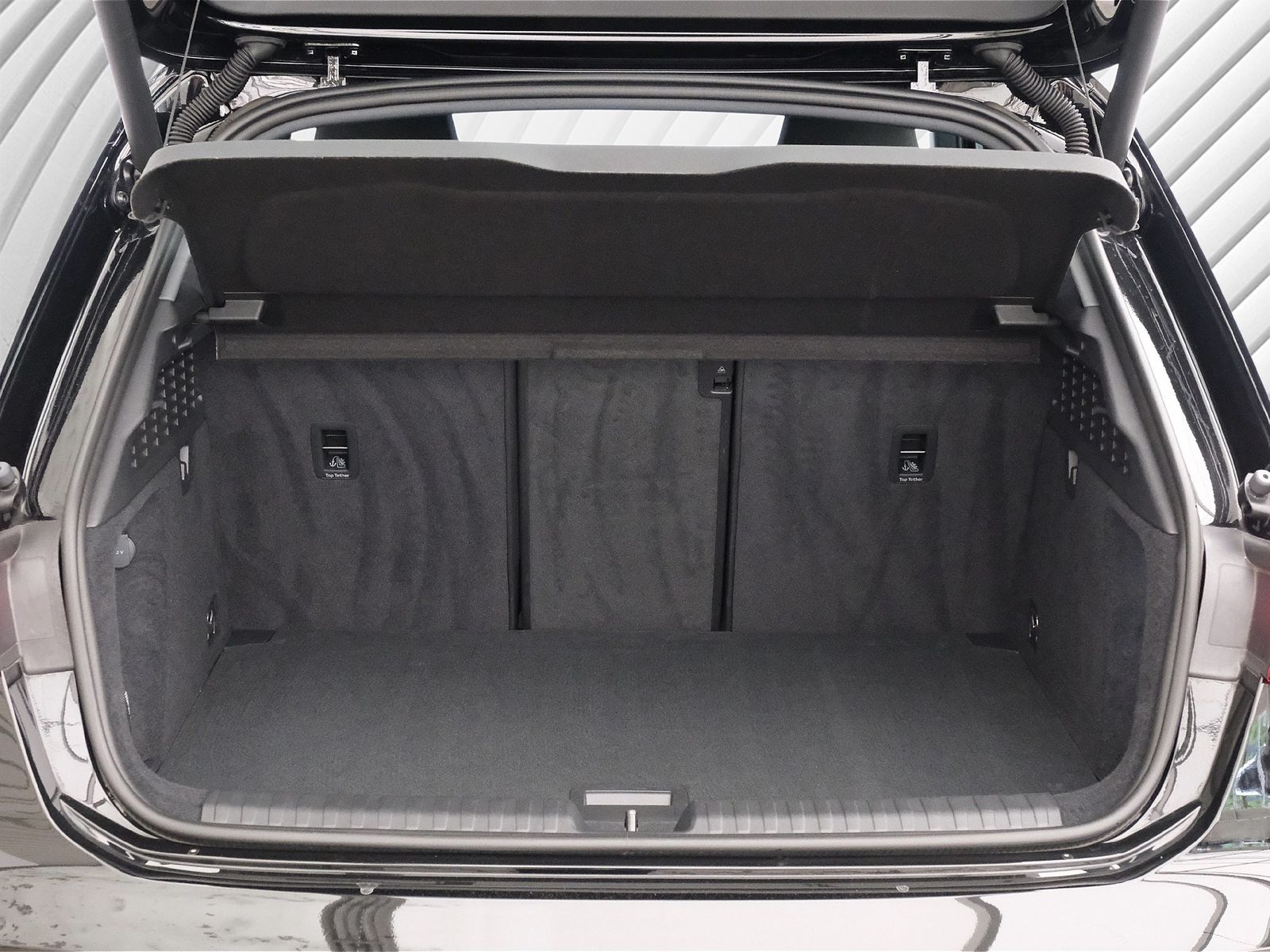 Audi A3 Sportback 35 TFSI S line - Samsaru's Car Outlet