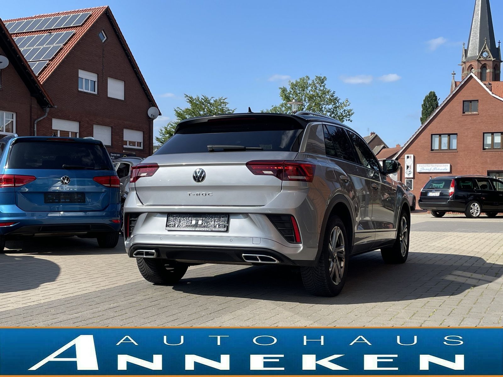 Volkswagen T-Roc 2.0 TDI R-Line - Samsaru's Car Outlet