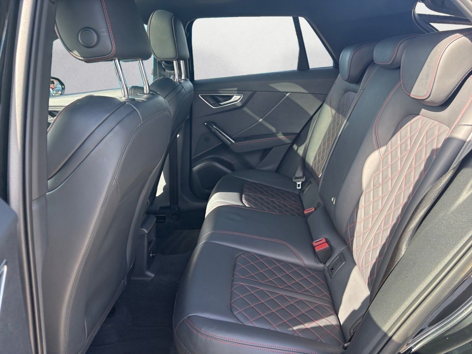 Audi Q2 S-Line 40 TFSI quattro S tronic