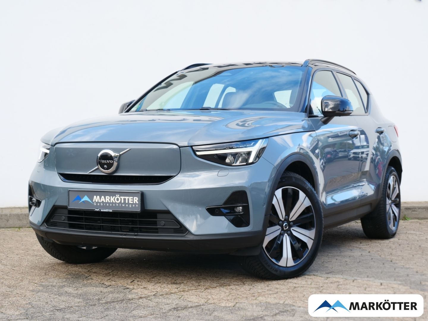 Volvo XC40 P8 Pure Electric Ultimate AHK/STHZ/PANO