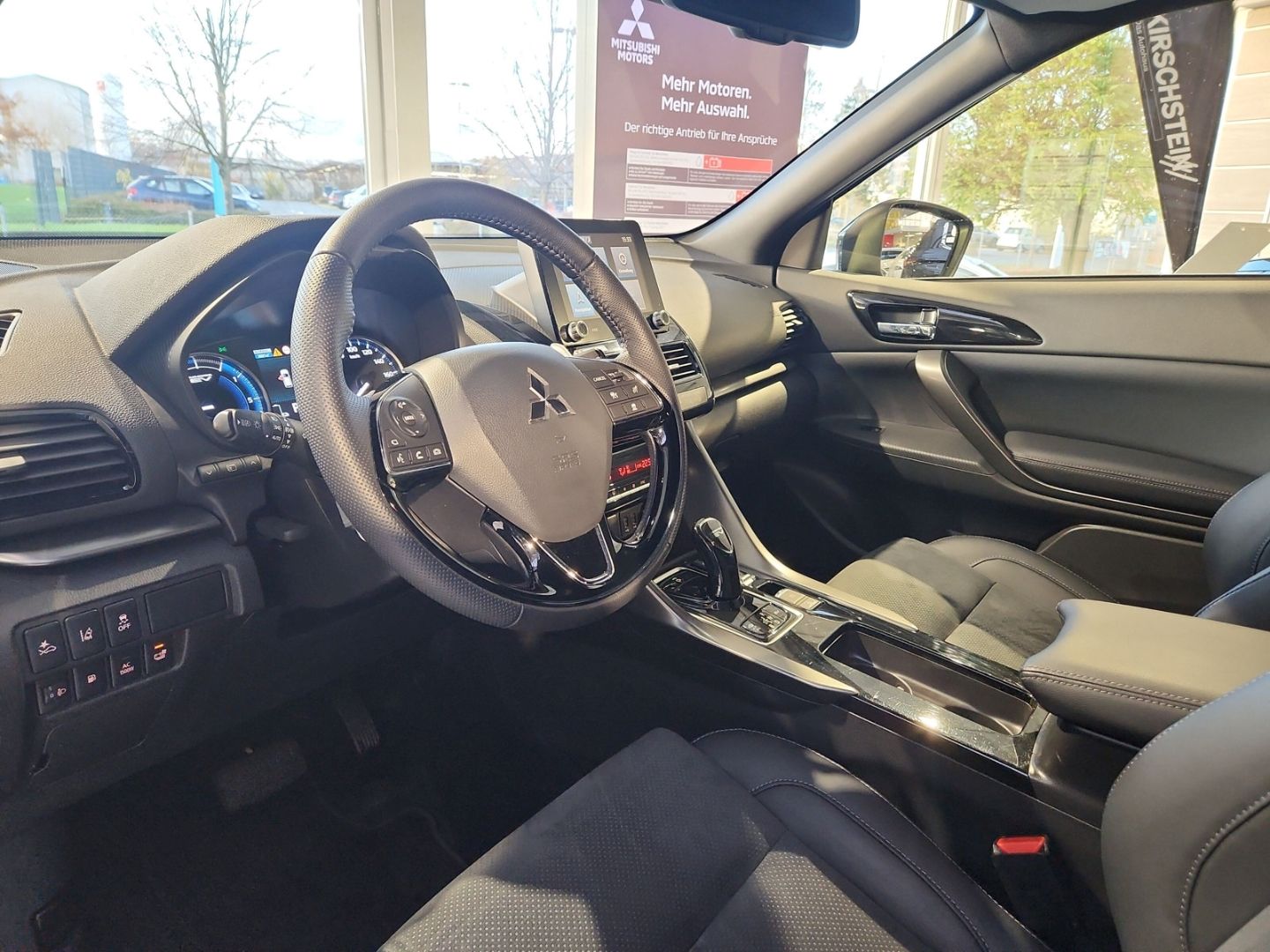 Mitsubishi Eclipse Cross Plug-In Hybrid Select Black WR Gar