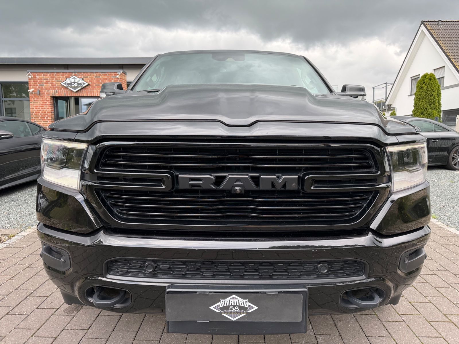 Dodge RAM 1500 5.7 Laramie Sport/Night/Sport-Aga/LPG