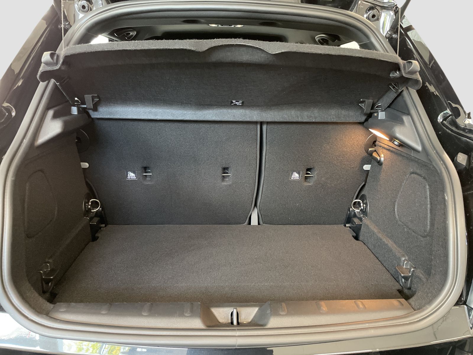 MINI Cooper - Samsaru's Car Outlet