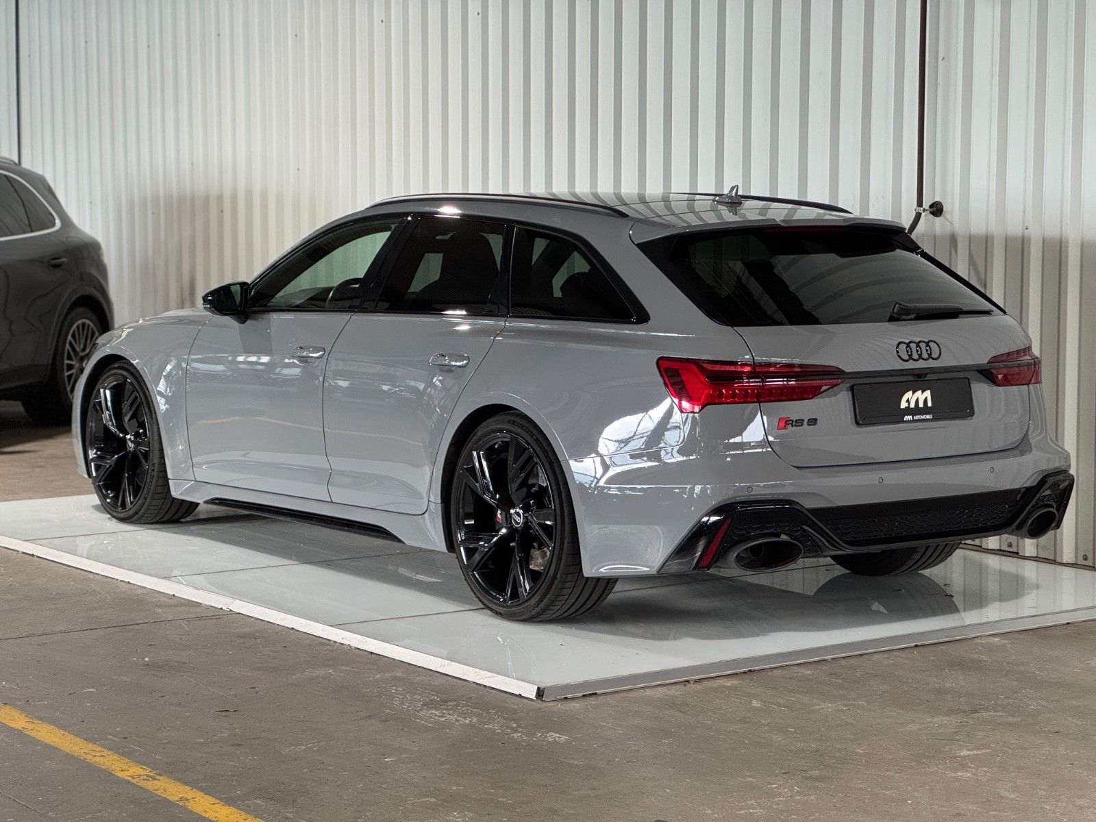 Audi RS6 Avant 4.0TFSI Quattro Luft B&O Miltek Sport