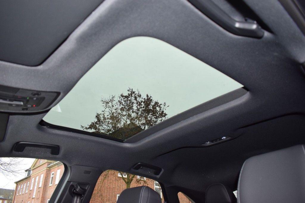 Audi Q3 Sportback 40 TDI qu/S-tr. *S-line*Matrix*AHK*