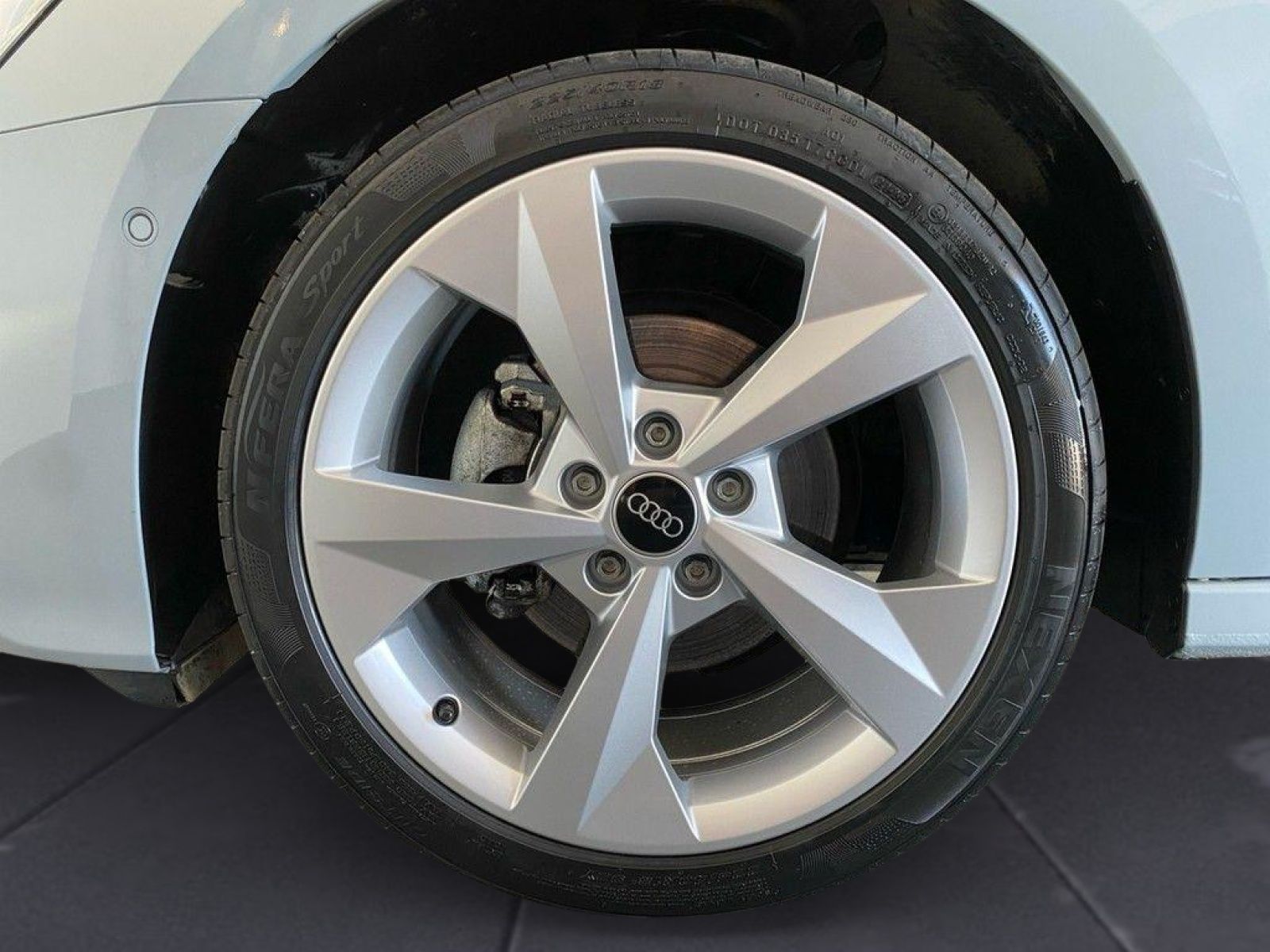 Audi A3 Limousine 30 TFSI advanced - Samsaru's Car Outlet