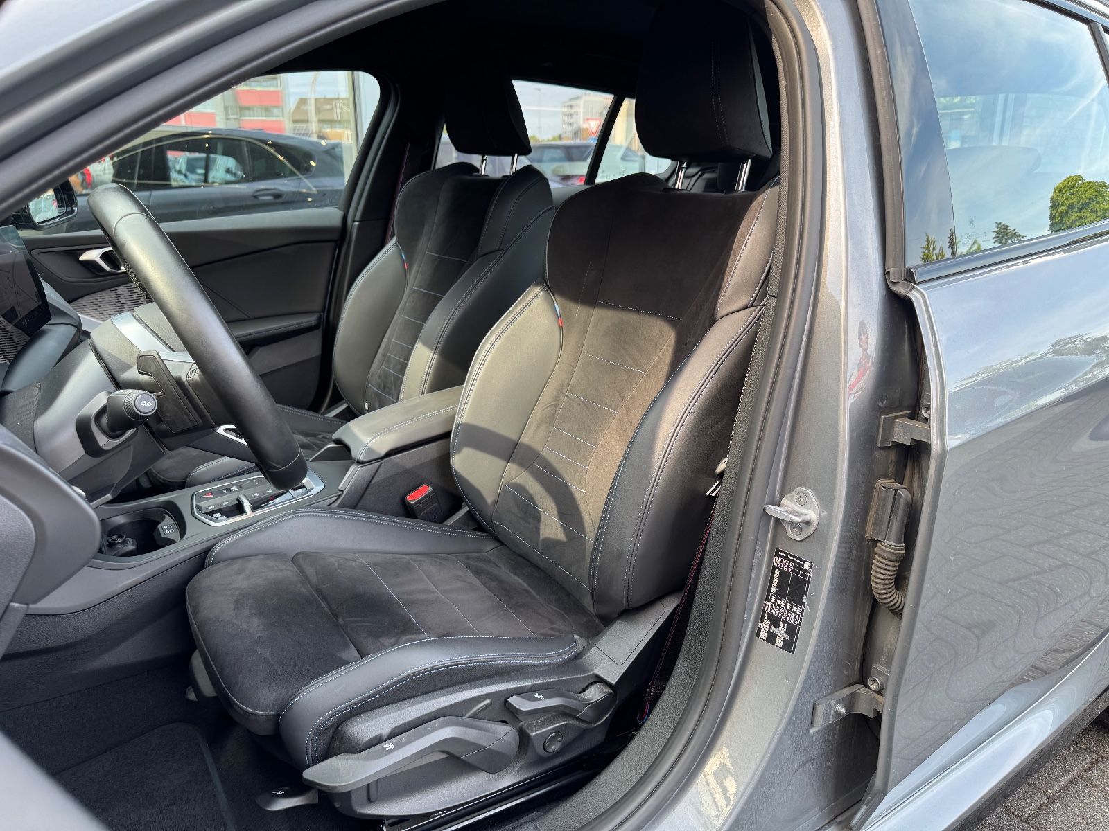 BMW 120i M SPORT PRO HEADUP 360° ACC Innovation 8xLM