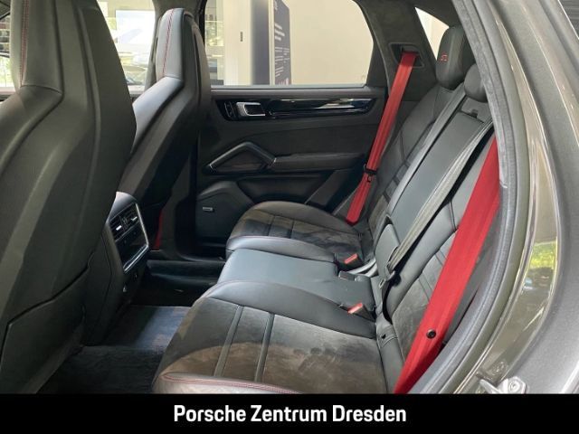 Porsche Cayenne GTS Pano*SH v+h*Chrono*Head*AHK*Bose