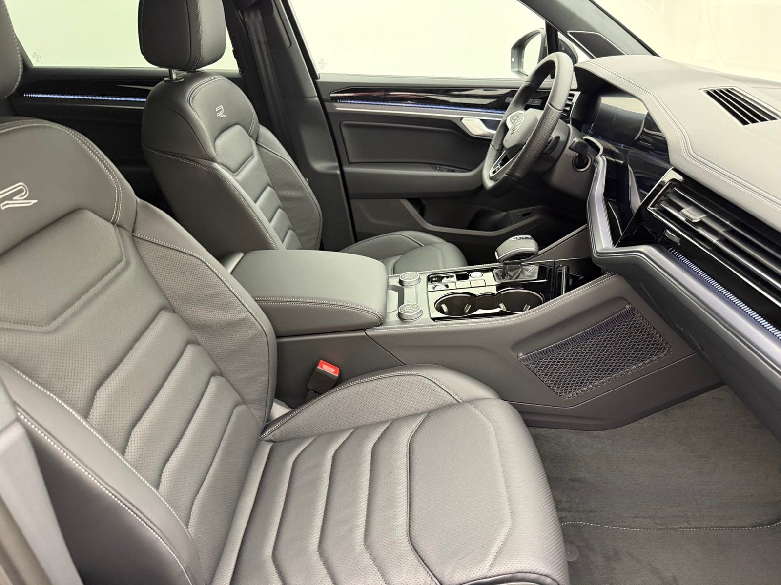 Volkswagen Touareg V6 TDI 4M R-Line BlackKomfortPano22Dyn