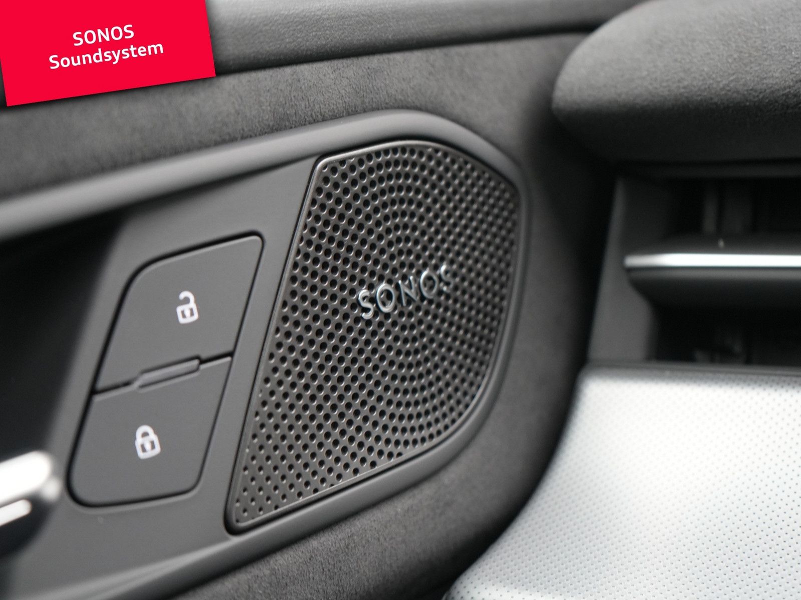 Audi Q3 S tronic S line AHK PANO SONOS KAM360° HUD