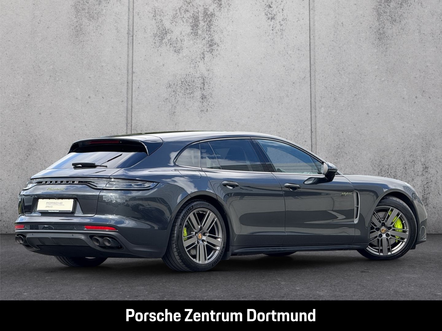 Porsche Panamera 4 E-Hybrid Sport Turismo Platinum Editi