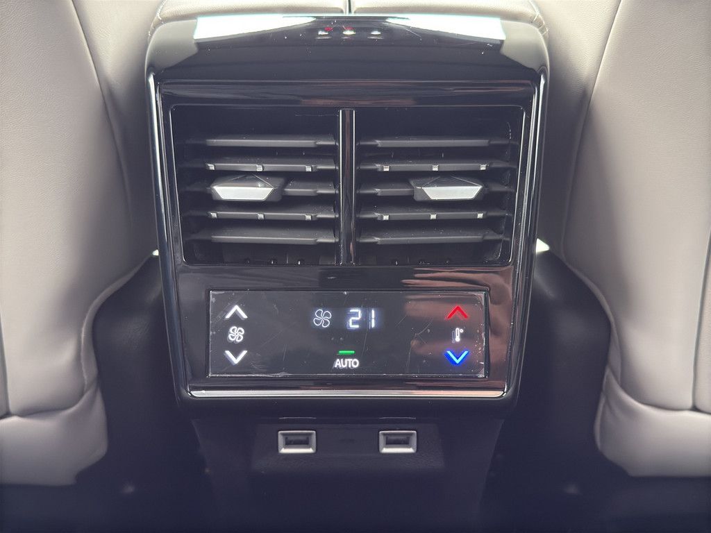 DS Automobiles DS 7 1.6 E-Tense 360 Performance 4x4 PANO/21"