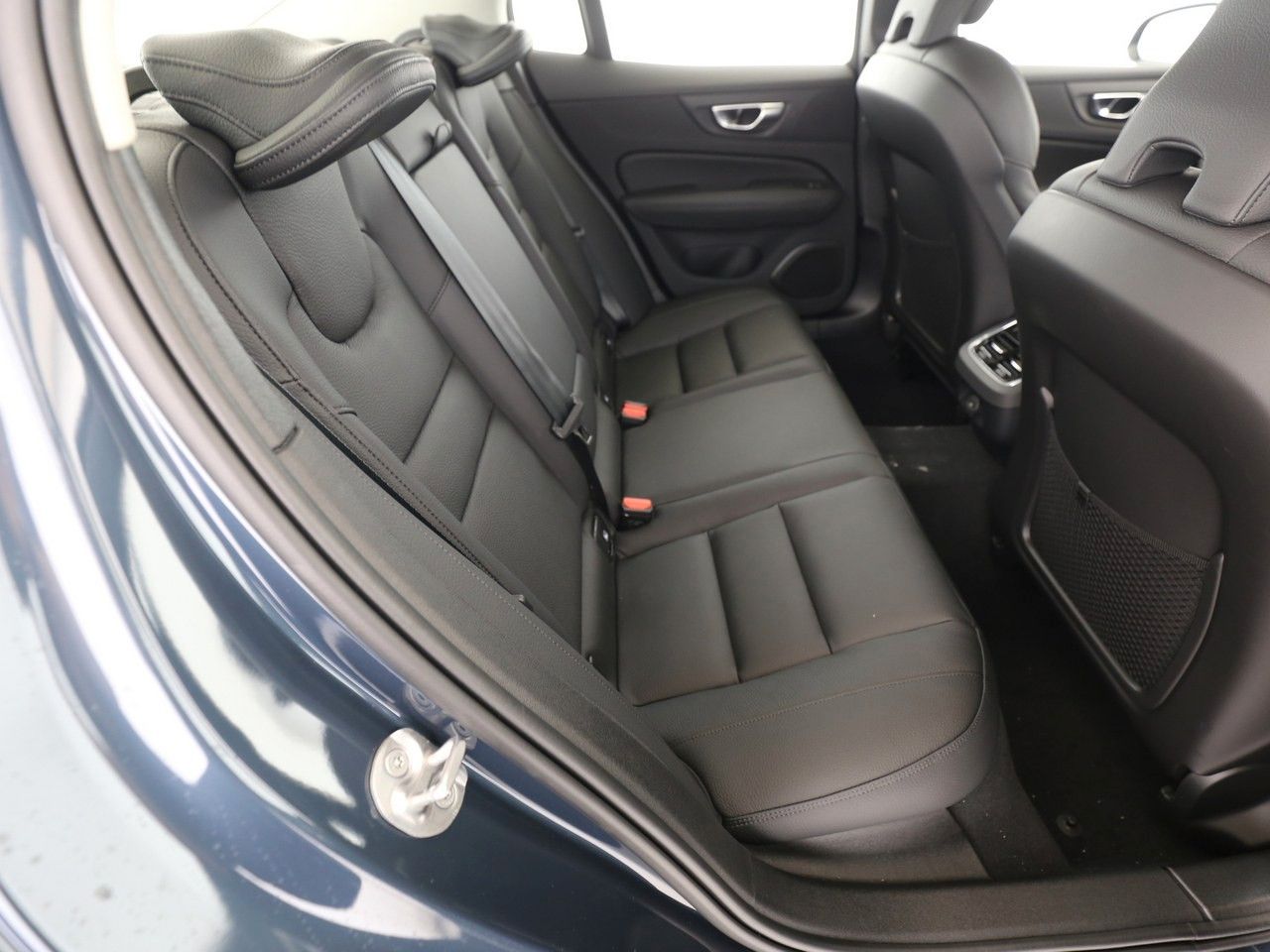 Volvo S60 B5 Ultimate Dark AWD