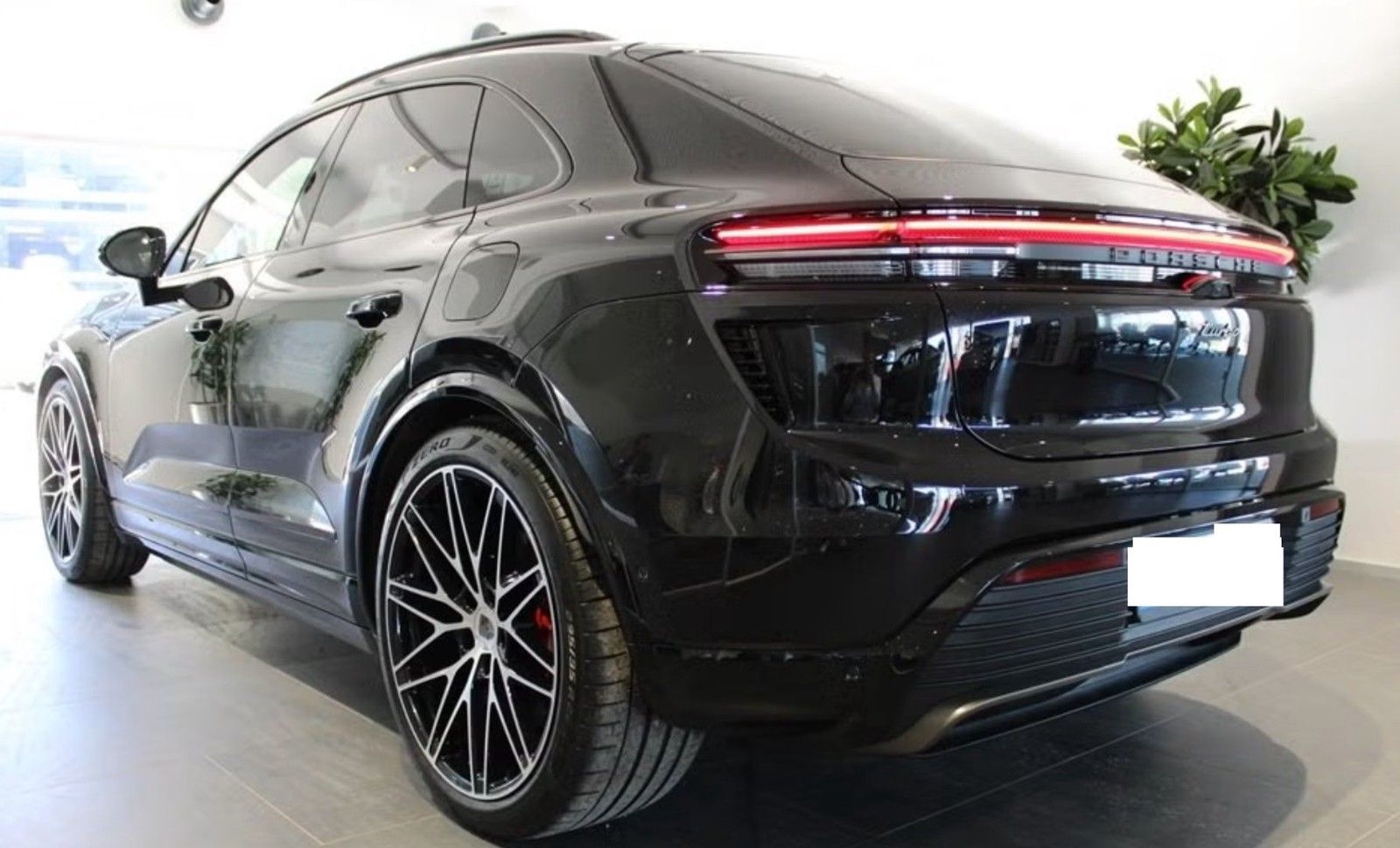 Porsche Macan Electric 4P-DISPLAY*PSM*RS-SPYDER DESIGN