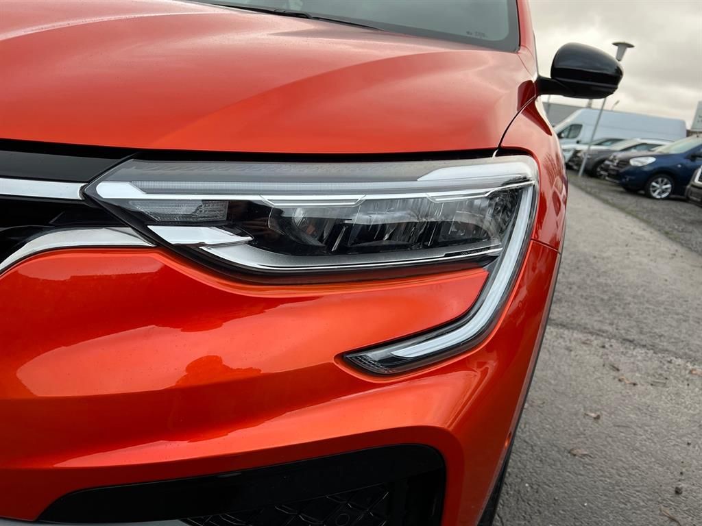 Renault ARKANA TCe 160 Mild-Hybrid R.S. Line - Samsaru's Car Outlet