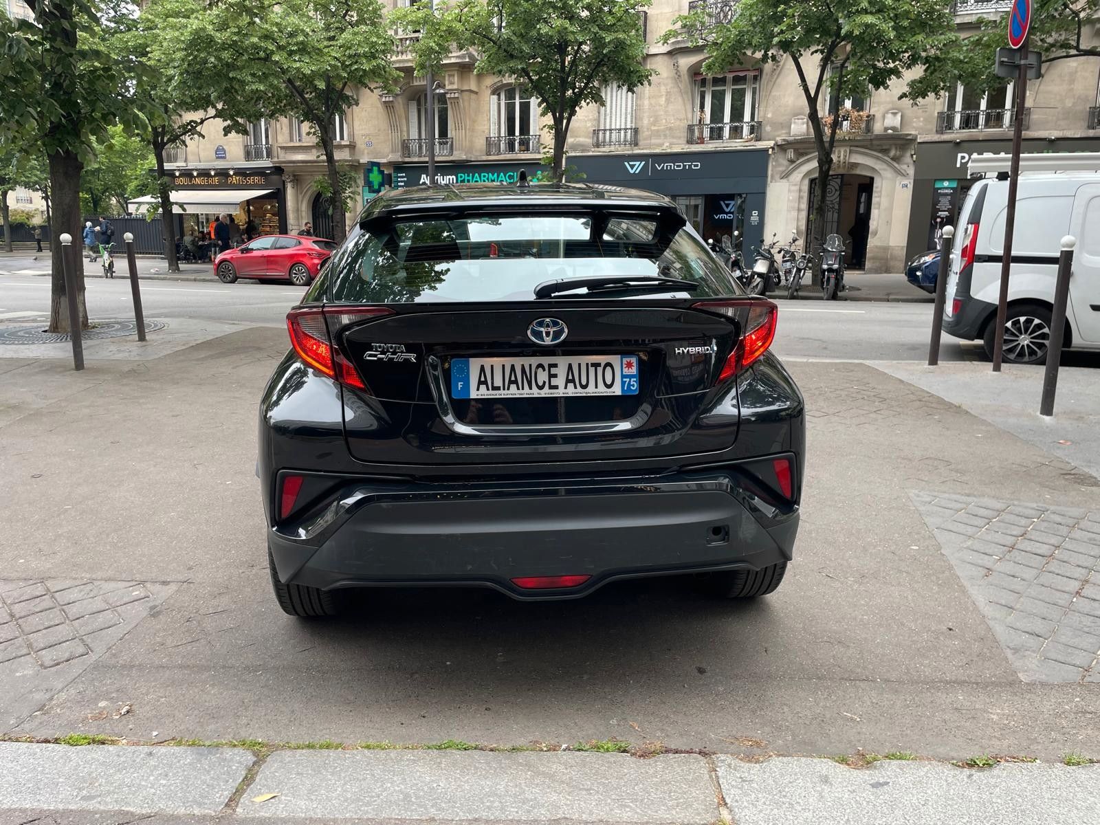 Toyota Hybride 2WD 122h Dynamic - Samsaru's Car Outlet