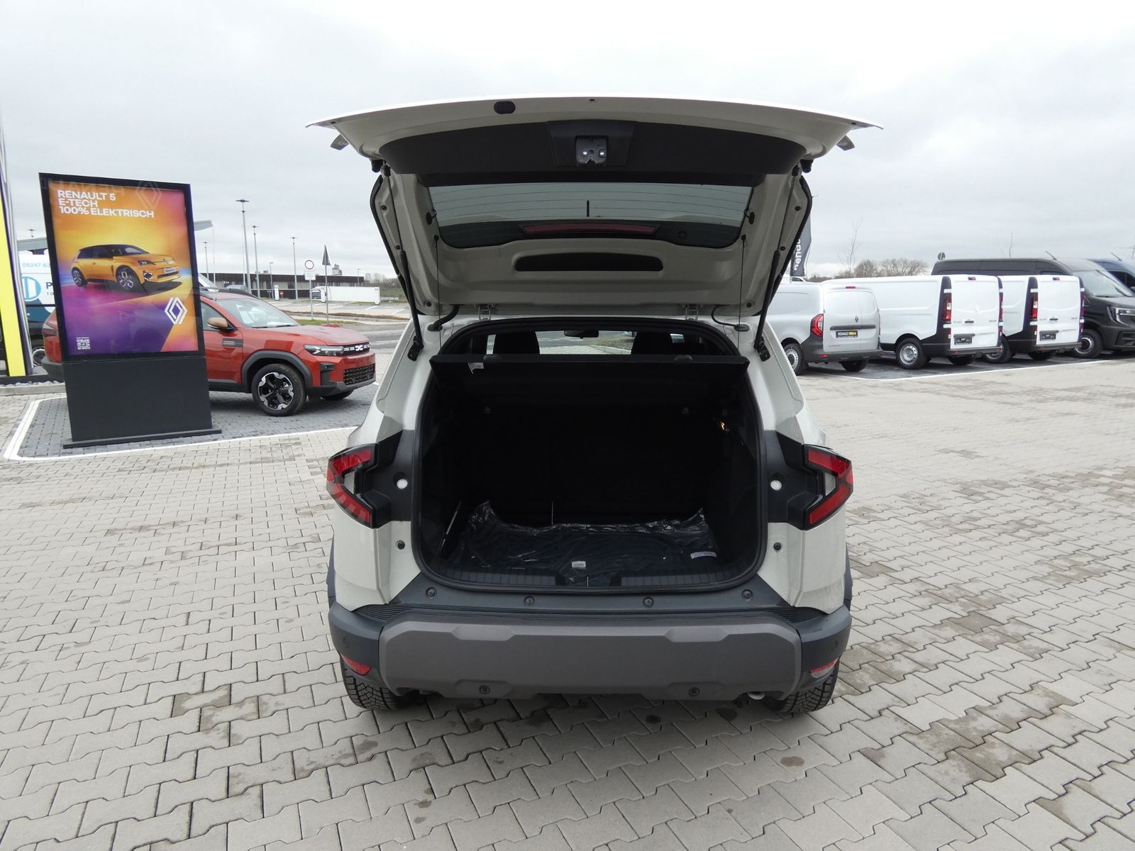 Dacia Duster Extreme TCe 130 - Samsaru's Car Outlet