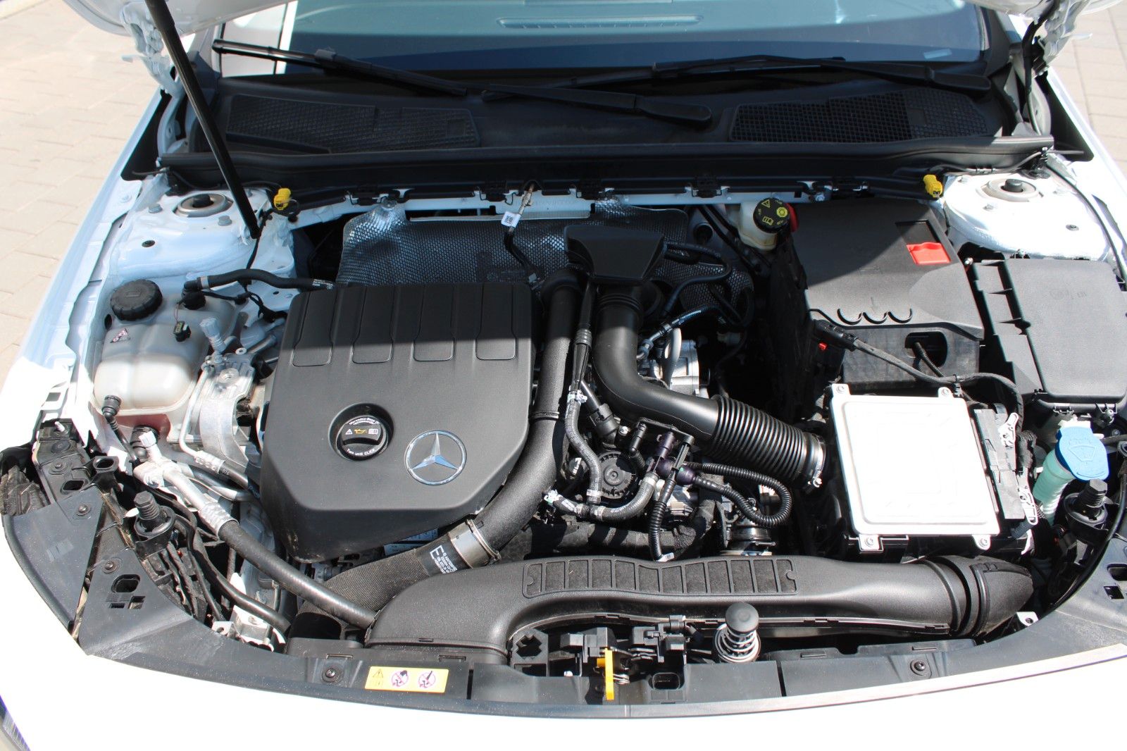 Mercedes-Benz A 200 - Samsaru's Car Outlet