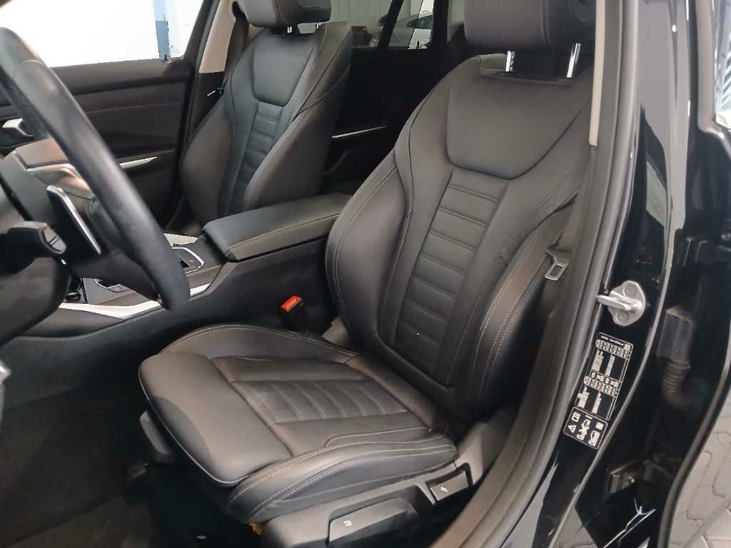 BMW 320d Touring xDrive - Samsaru's Car Outlet
