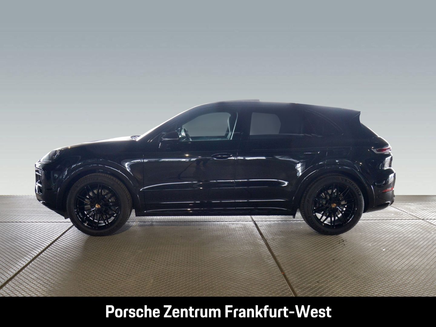 Porsche Cayenne E-Hybrid BOSE Sportabgasanlage Panorama