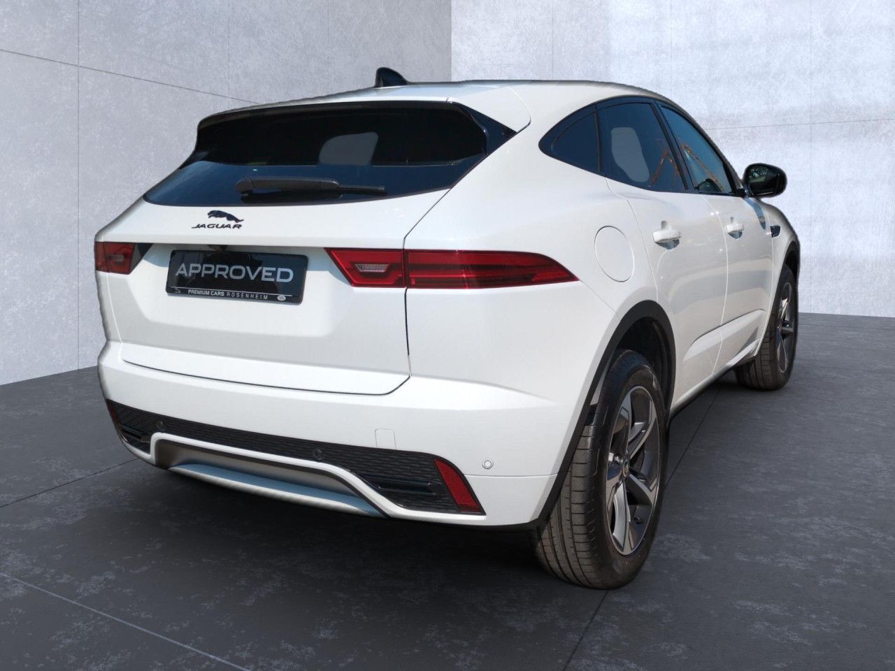 Jaguar E-Pace D200 R-Dynamic SE AWD Pano/Winter Kamera