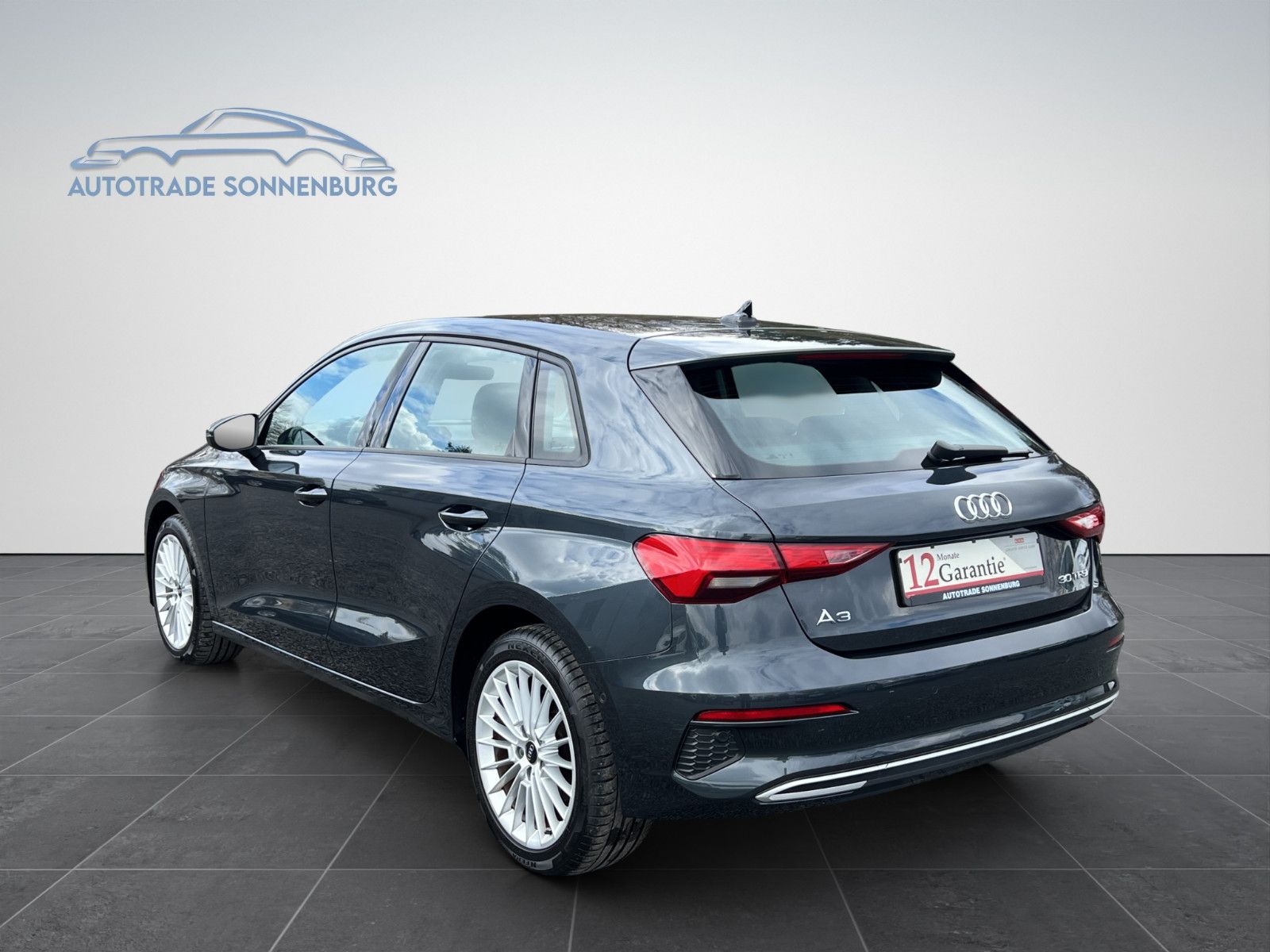 Audi A3 Sportback 30 TFSI advanced - Samsaru's Car Outlet