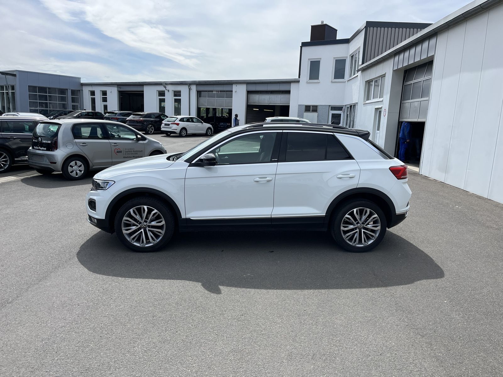 Volkswagen T-Roc 1.6 TDI UNITED - Samsaru's Car Outlet