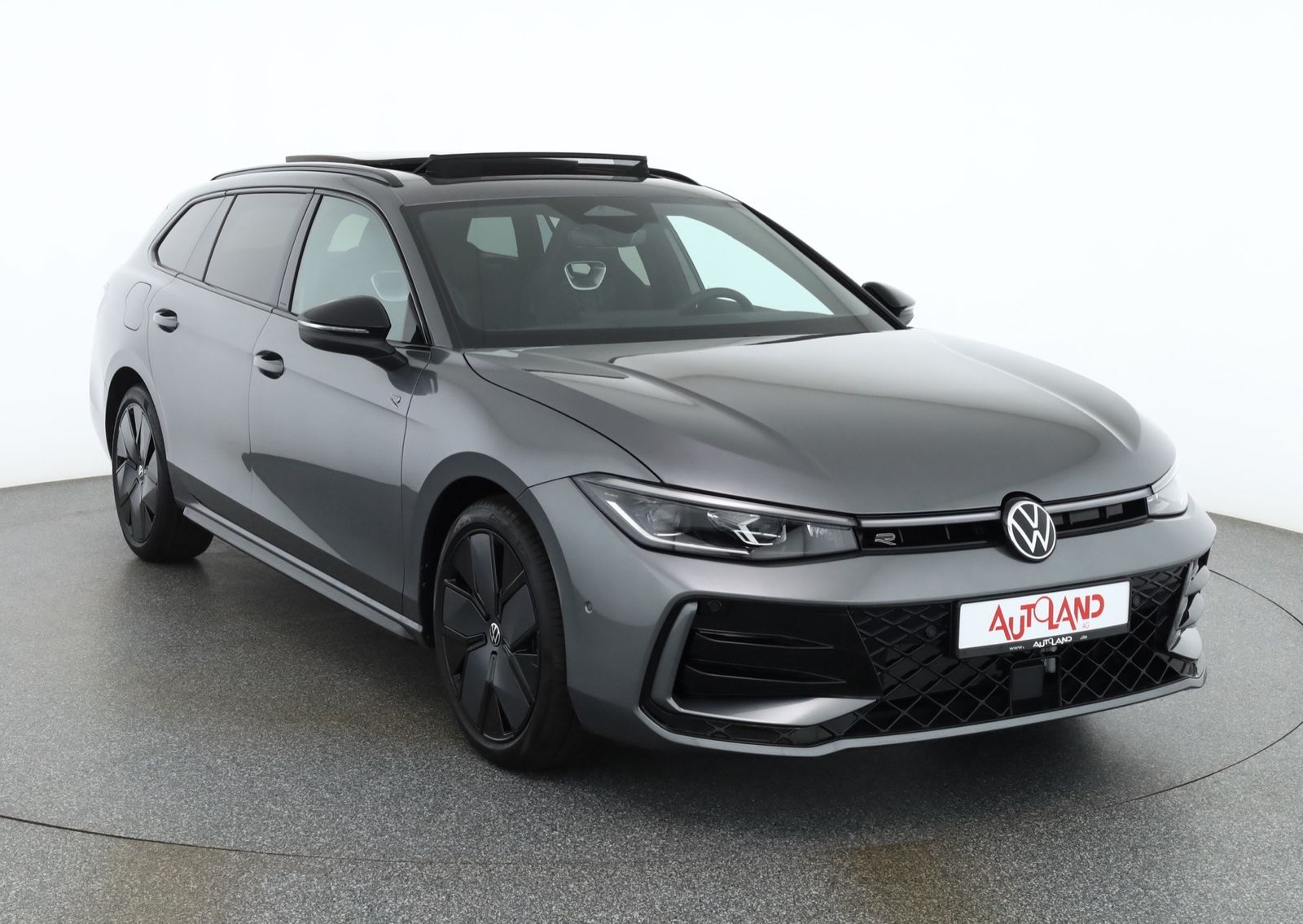 Volkswagen Passat Variant R-Line 2.0 TSI DSG Matrix Pano AH