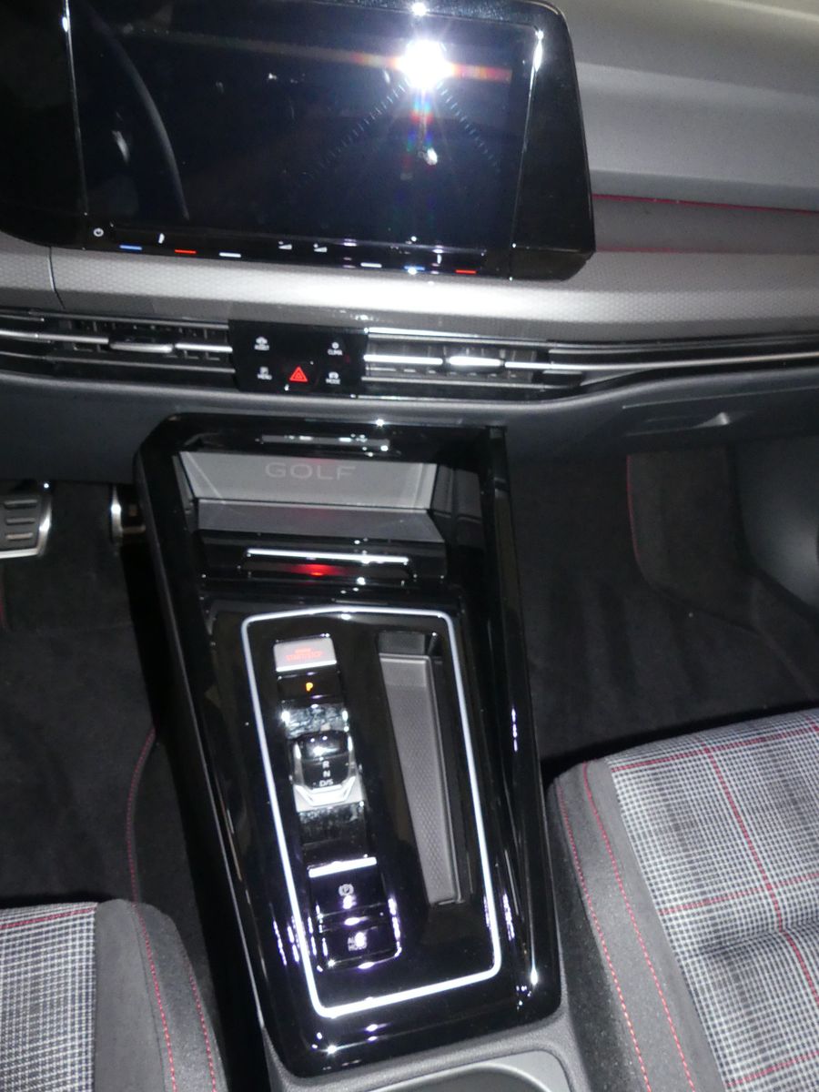 Volkswagen Golf VIII 2.0 TSI GTI - Samsaru's Car Outlet