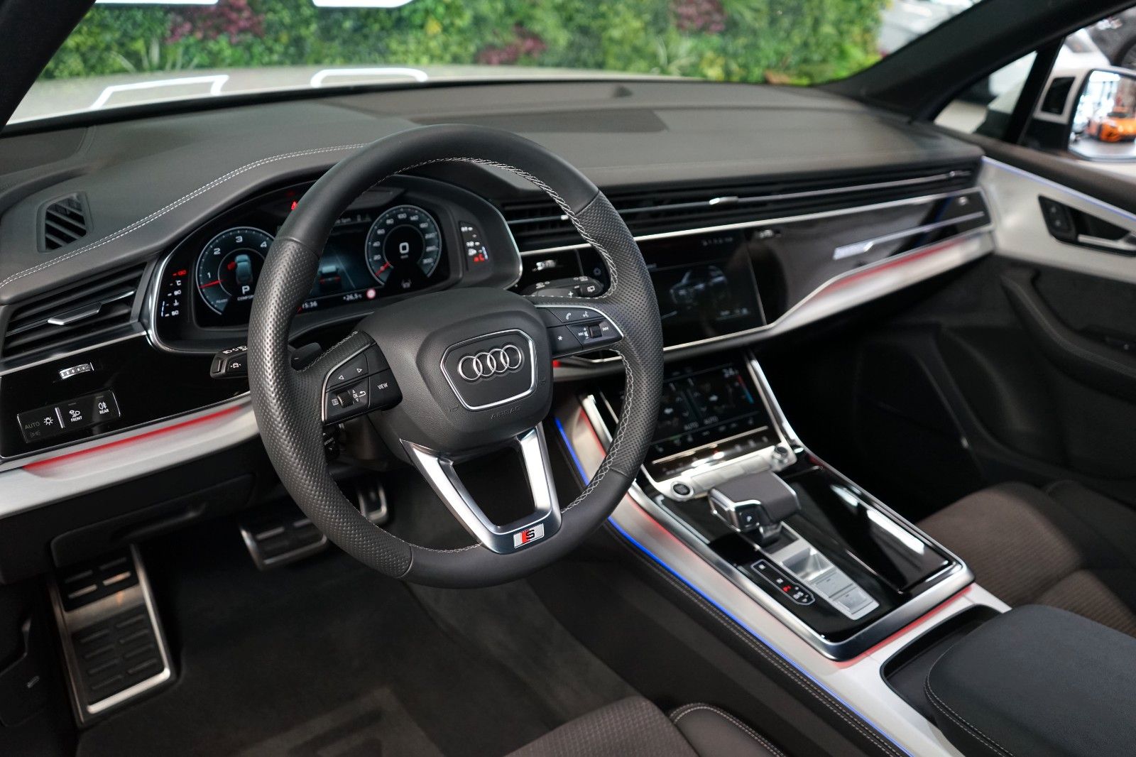Audi Q7 50 TDI*S-LINE*TOW*OLED*AUX.HEAT*CZ*71.901€ NETTO