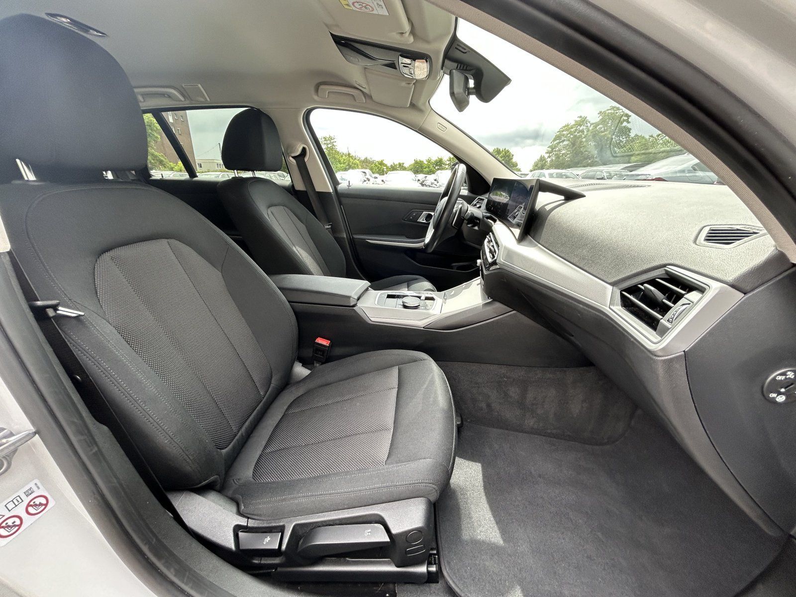 BMW 320 d Mild Hybrid xDrive - Samsaru's Car Outlet