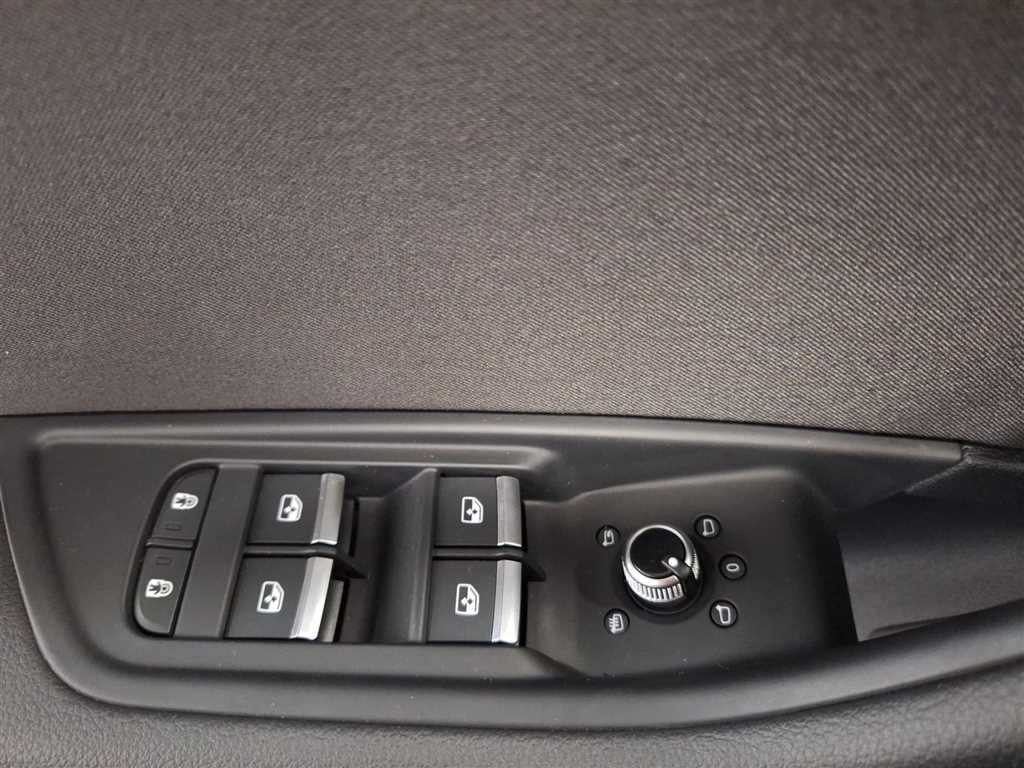 Audi A4 Avant S line 35 2.0 TFSI S-tronic - Samsaru's Car Outlet