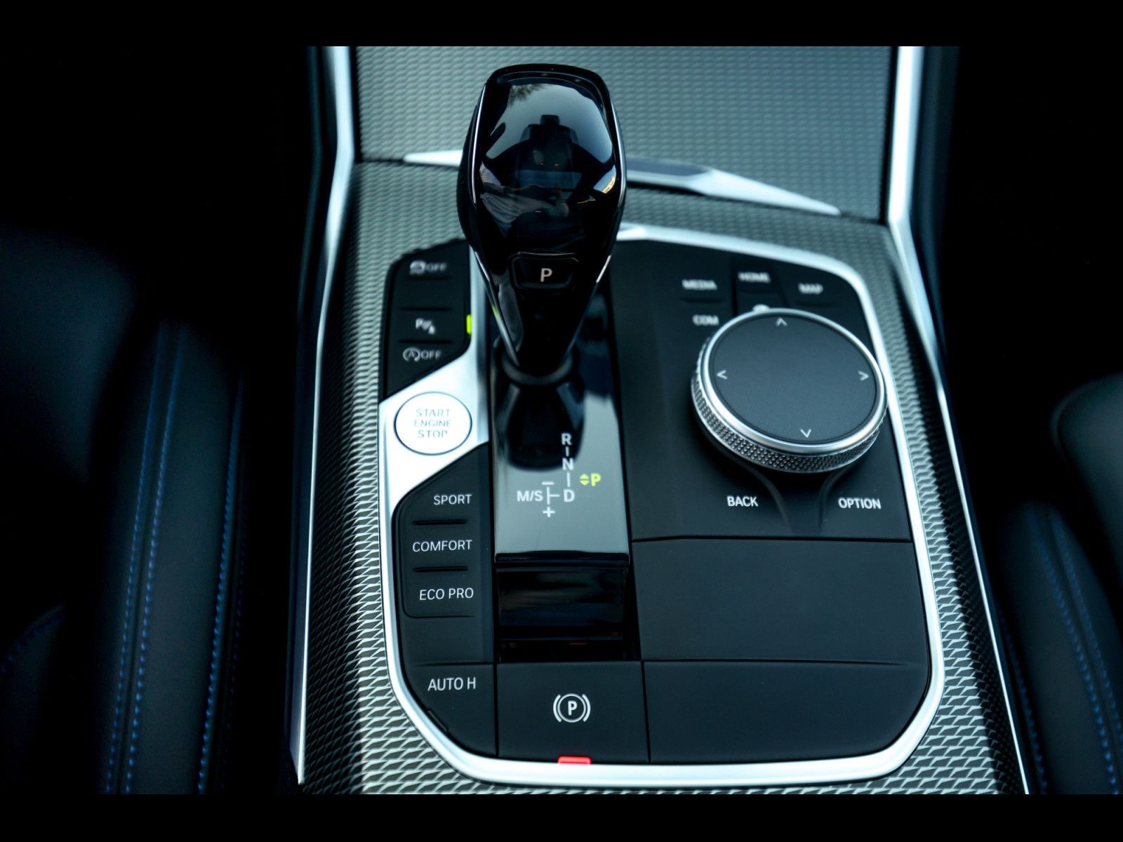 BMW 330 i Touring xDrive M Sport Shadow - Samsaru's Car Outlet