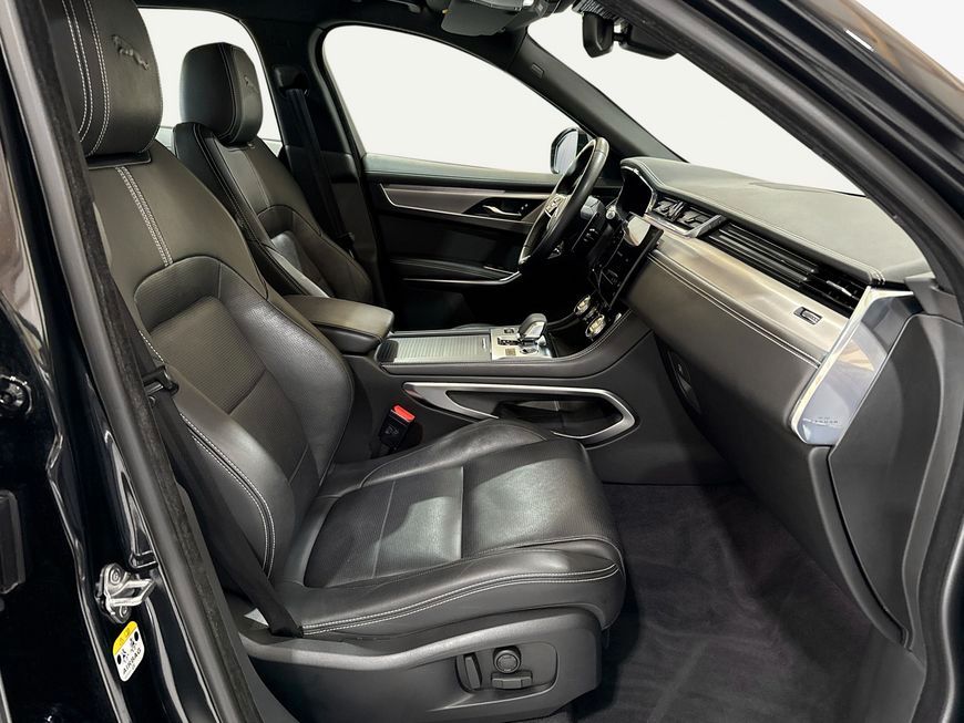 Jaguar F-Pace D300 AWD R-Dynamic SE