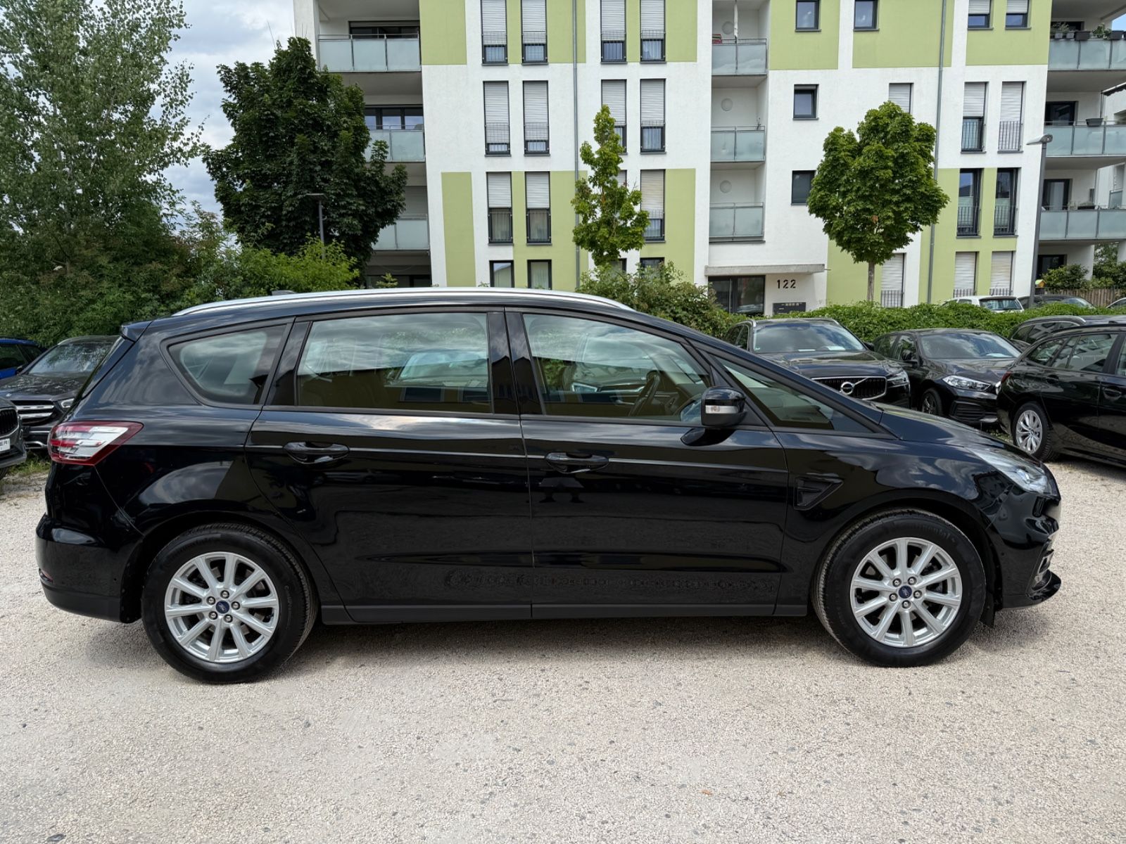 Ford S-Max 2.0 Aut EcoBlue - Samsaru's Car Outlet