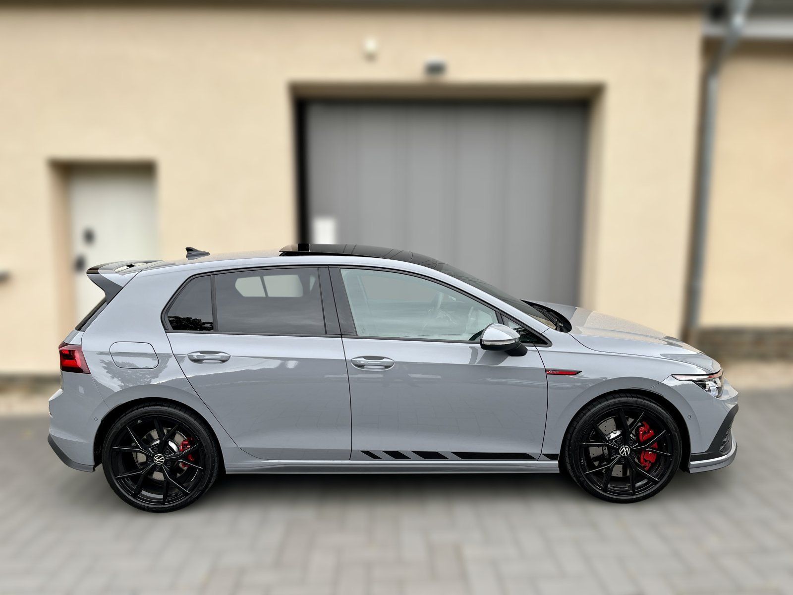 Volkswagen Golf 8 VIII GTI Clubsport - Samsaru's Car Outlet