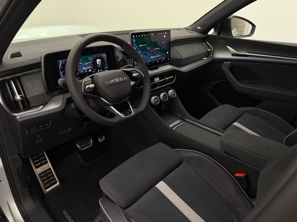 Skoda Kodiaq 2.0 TDI 4x4 Sportline +STDHZ+360+20"+AHK+