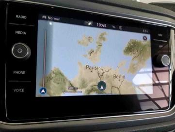 Volkswagen T-Roc 1.5 TSI R-Line Black - Samsaru's Car Outlet