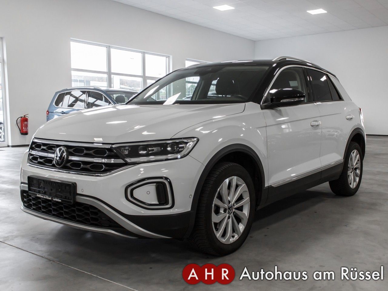 Volkswagen T-Roc Style 1.5 TFSI DSG - Samsaru's Car Outlet