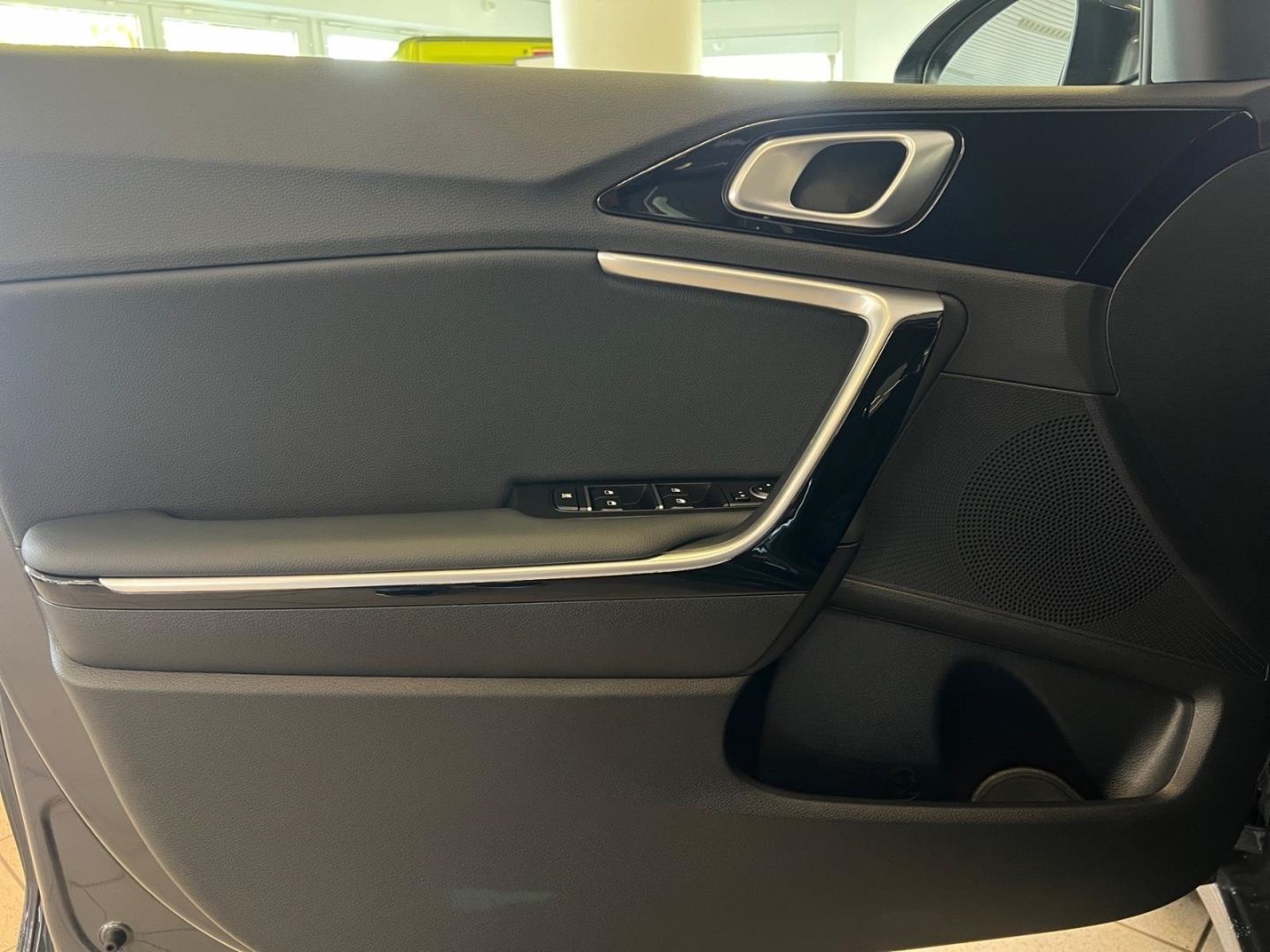 Kia Ceed 1.0T VISION - Samsaru's Car Outlet