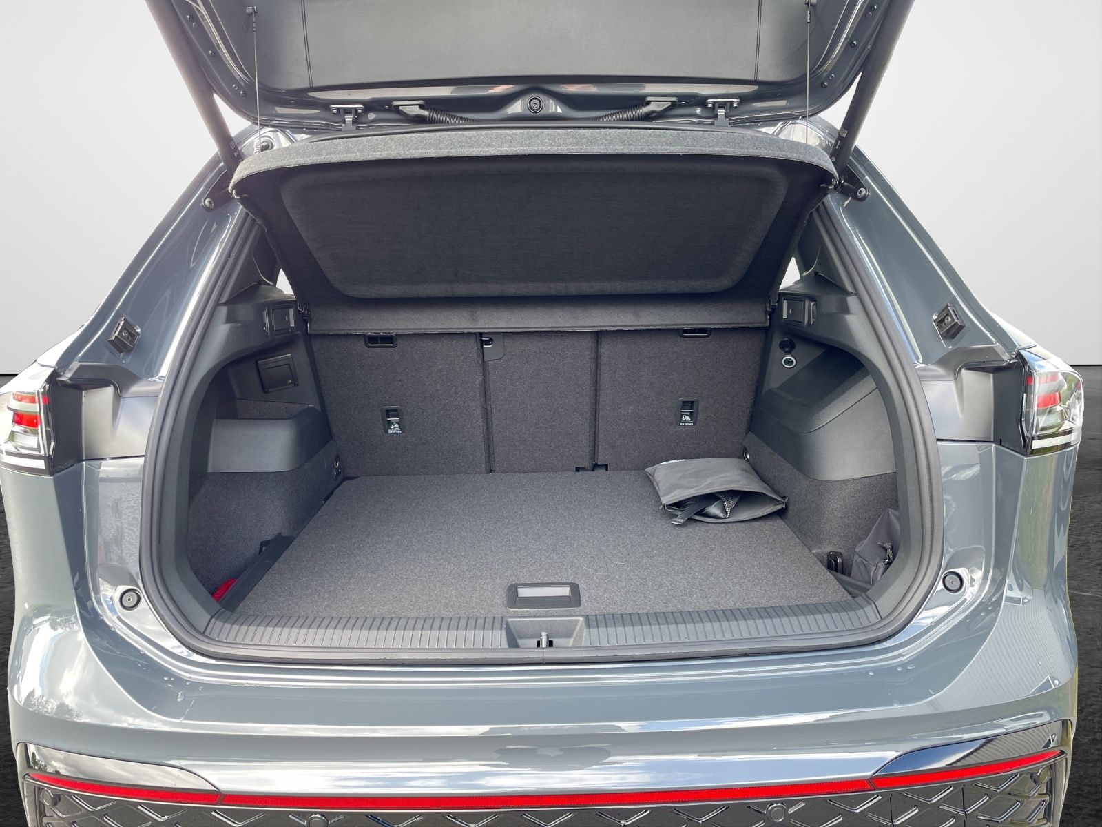 Volkswagen Tiguan 2,0 TDI 4Motion 142KW DSG R-Line  HeadUp
