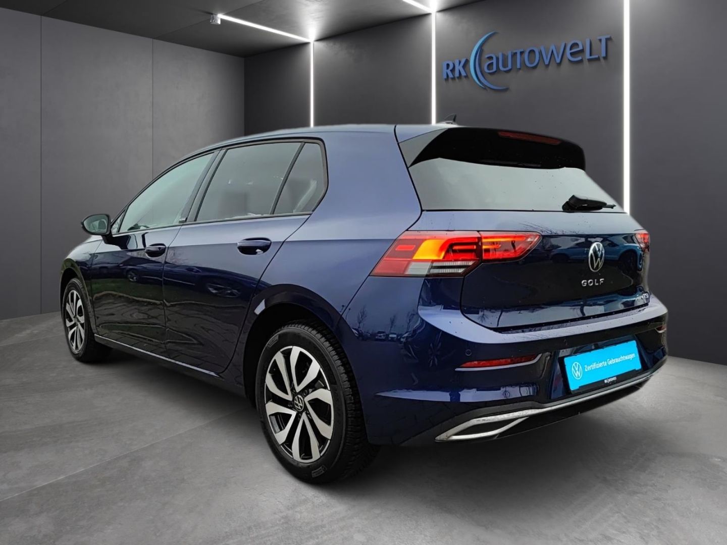 Volkswagen Golf 8 VIII Active eTSI - Samsaru's Car Outlet